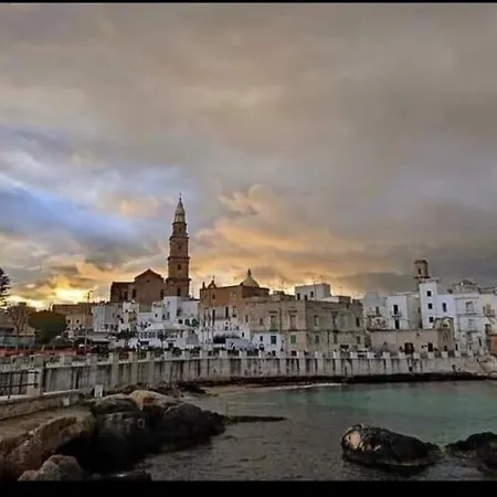San Domenico 20 Semesterbostad Monopoli